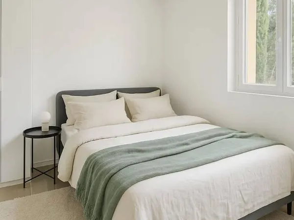 Studio 1 pièce 13 m²