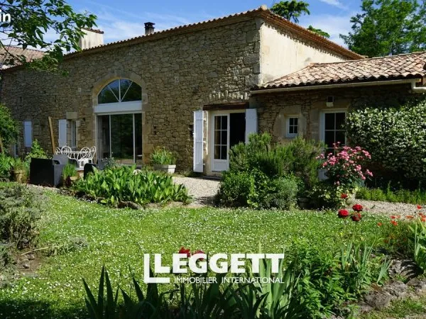 Maison 9 pièces 170 m²