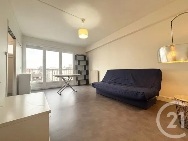 Studio 1 pièce 25 m²
