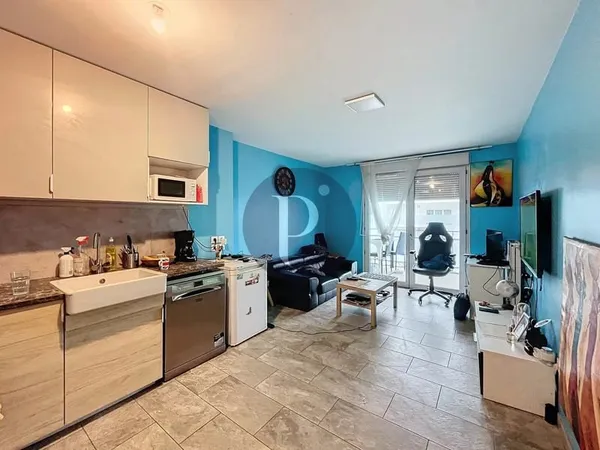 Appartement Choisy Le Roi 3 pièces d'environ 54m² m2 avec terrasse et place de parking proche T9