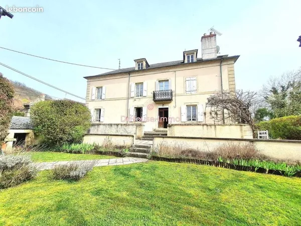 Maison 9 pièces 189 m²