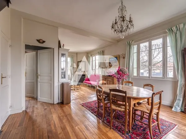 Maison Rueil Malmaison 6 pièce(s) 150m2
