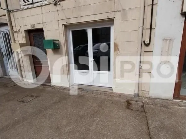 Local commercial 28 m²