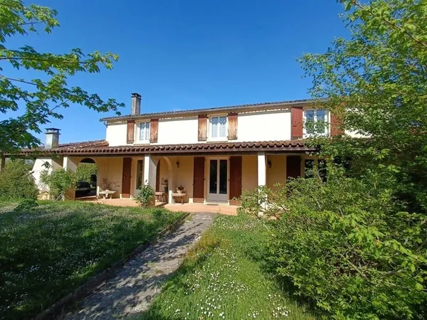 Maison de campagne proche de la vallée de la Lizonne