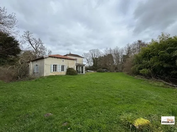 Maison 174 m² - Terrain 12 217 m²