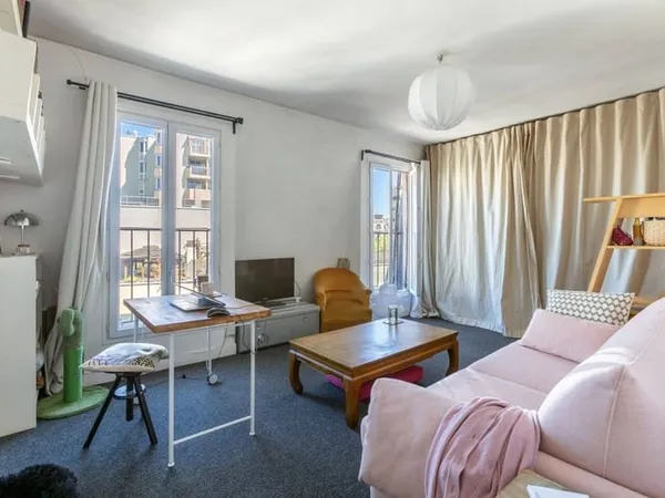 Studio 1 pièce 26 m²