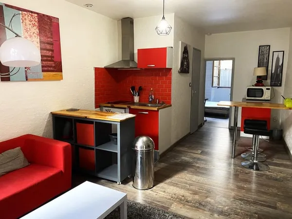 Appartement type T2 - centre ville Aurillac