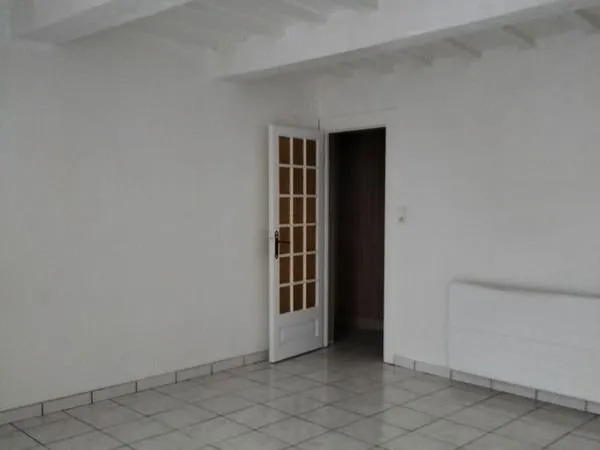 Maison à louer à GESPUNSART