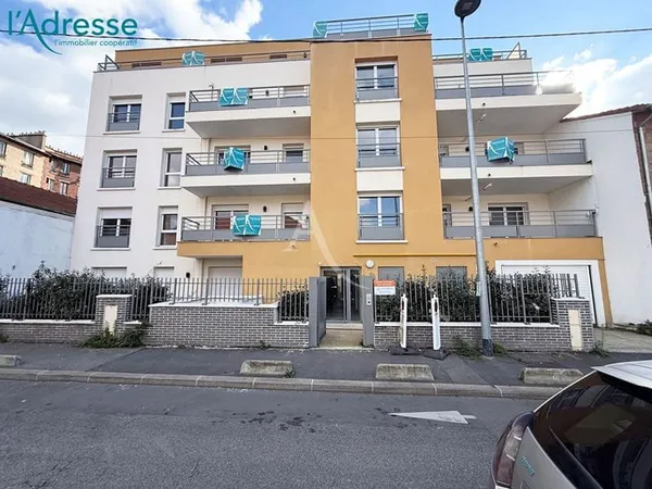 Hôtel 53 pièces 1100 m²