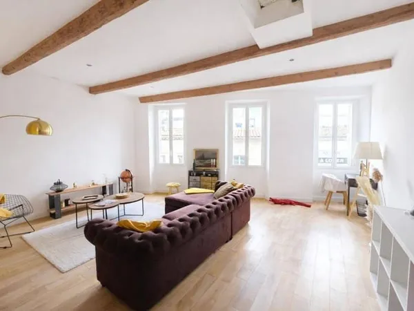 Appartement 2 pièces 94 m²
