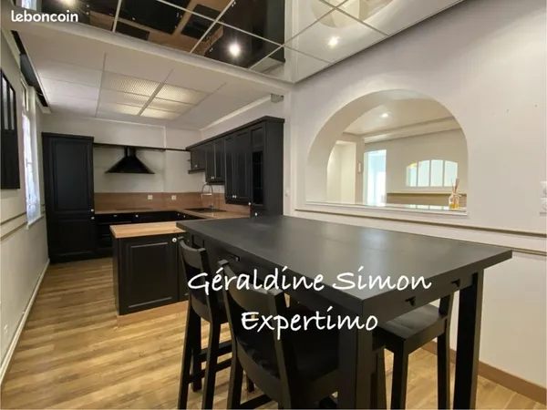 Immeuble 7 pièces 210 m²