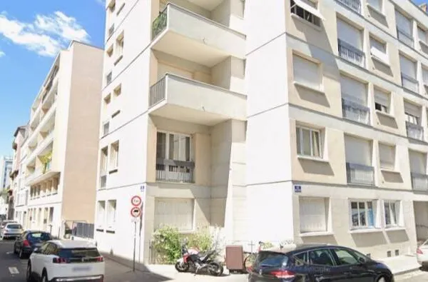 Bureaux 1 pièce 126 m²