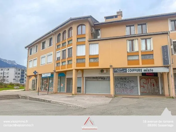 Local 100 m²
