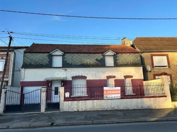 À Vendre à FRUGES : Charmante Maison de 110 m² - 5 Pièces avec Terrain de 680 m²