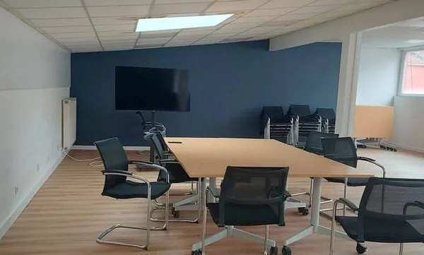 Bureaux 270 m²