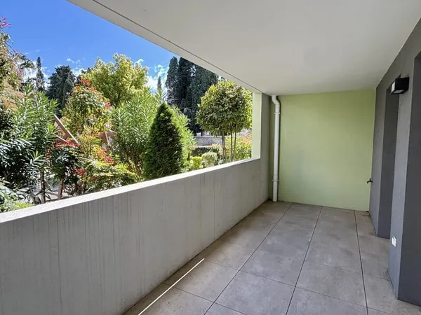 Appartement T2 avec terrasse et garage