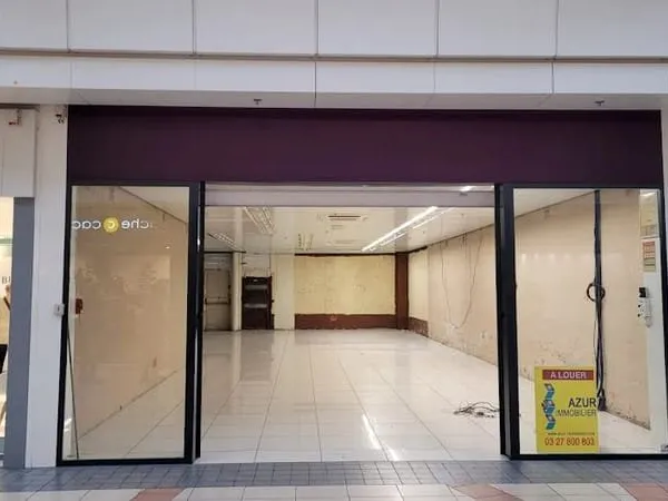 Local commercial 145 m²