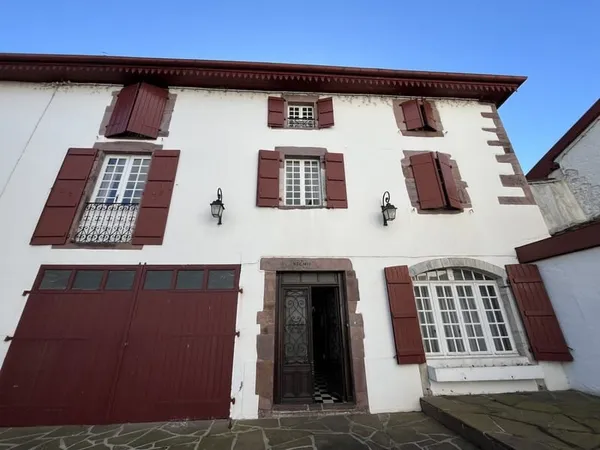 À vendre, rare sur le secteur, magnifique maison de ville !