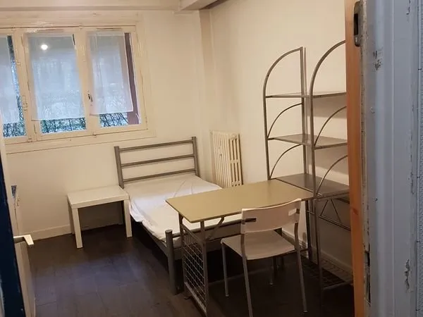 Studette proche fac et centre