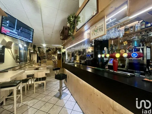 Fonds de commerce 105 m²