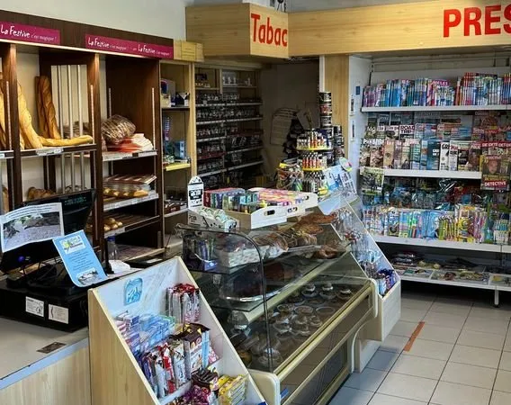 Boulangerie, pâtisserie, presse, tabac 50 m² Fumel