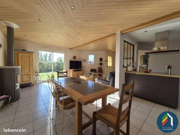 Maison 5 pièces 141 m²