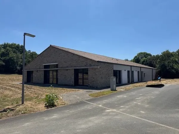 Local industriel 532 m²