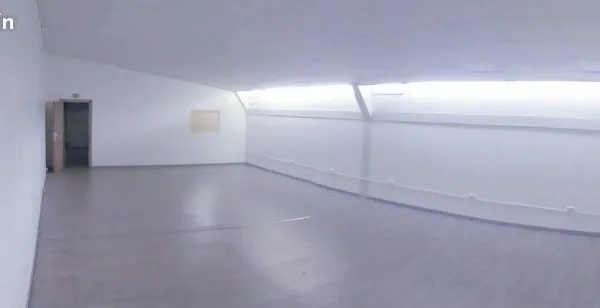 LOCAL 125 m² POUR ATELIER, BUREAU OPEN SPACE, STOCKAGE