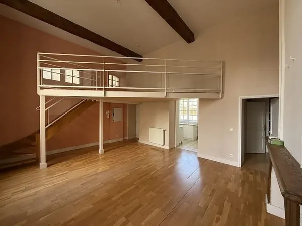 Appartement 2 pièces 65 m²