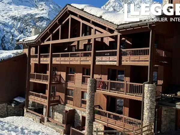 Appartement duplex Penthouse à vendre dans la station de ski Sainte Foy, SKI in SKI out, 2 chambres,