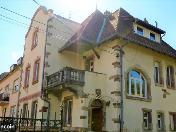 Colocation haut de gamme, très spacieuse et lumineuse dans une grande maison de Maître