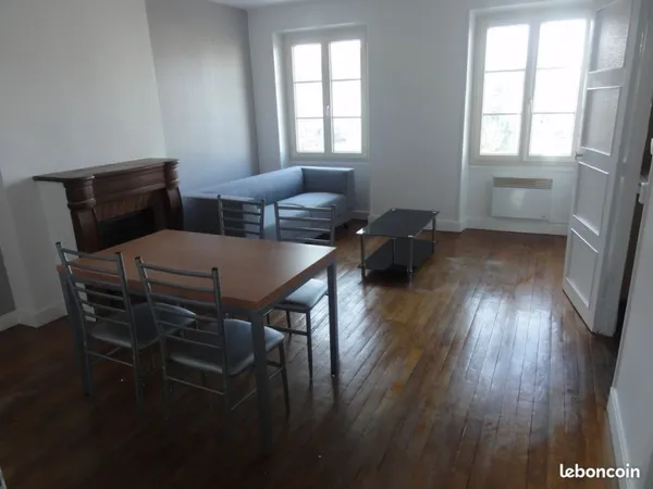 2 pièces meublés