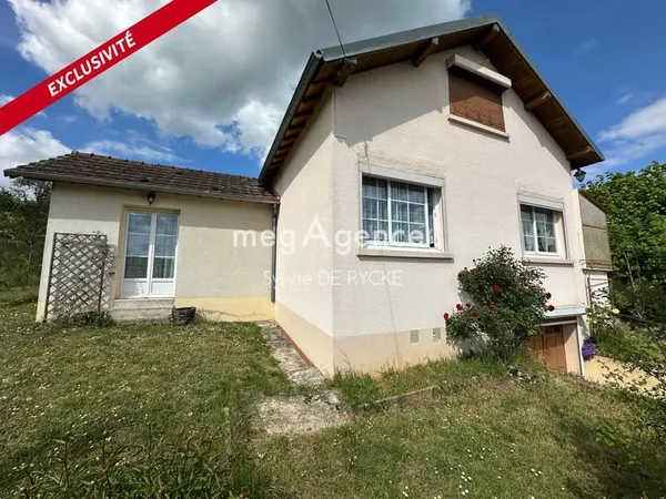 Maison sur sous sol et terrain clos de 680m2