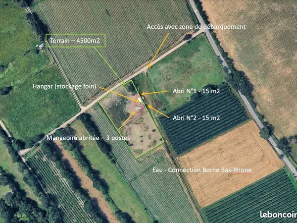 Terrain pour chevaux - 4500m2 - 49000