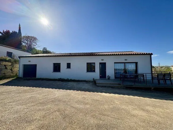 Maison de plain-pied 4 pièces 103 m²