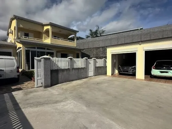 Maison 5 pièces 150 m²