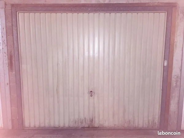 Parking Box sécurisé 12m2 Aulnay-sous-Bois