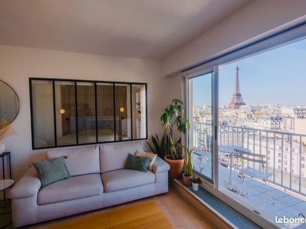 EXCEPTIONNEL - PARIS à 180°