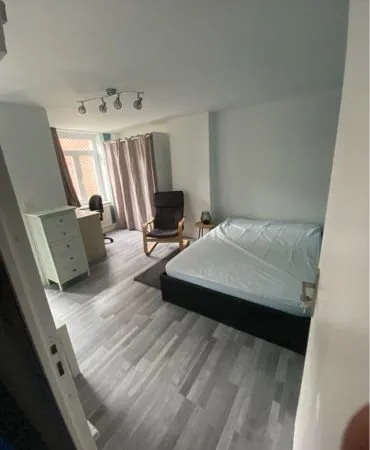 Chambre étudiante en colocation