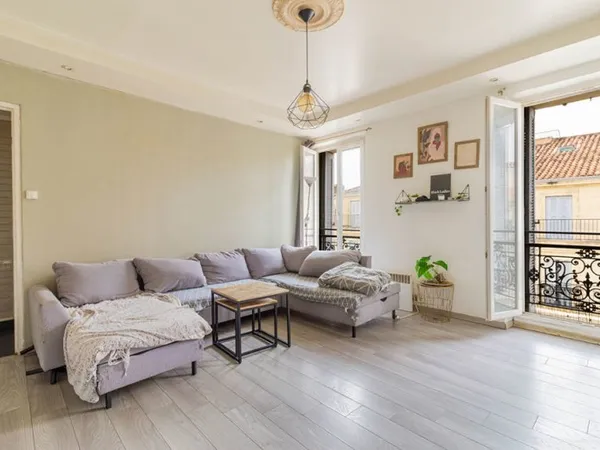 Appartement Marseille - 2 pièce(s) - 47m2