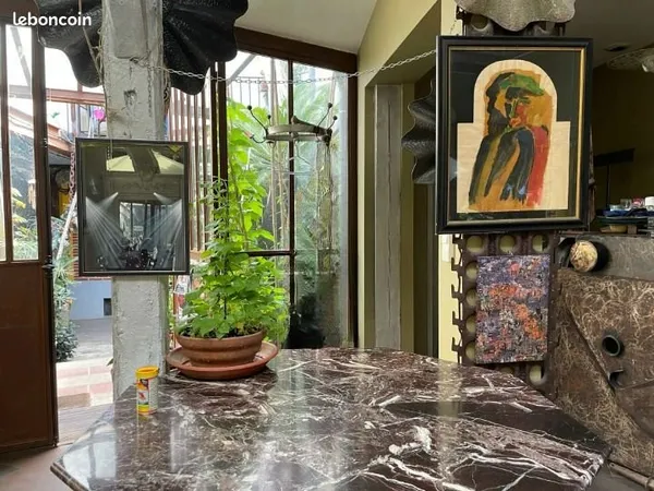 Maison 10 pièces 281 m²