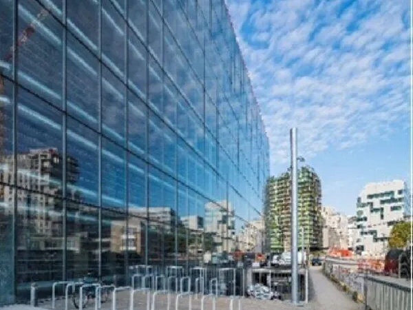 Bureaux 1447 m²