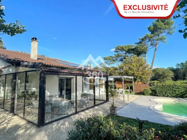 Villa 9 pièces 211 m²