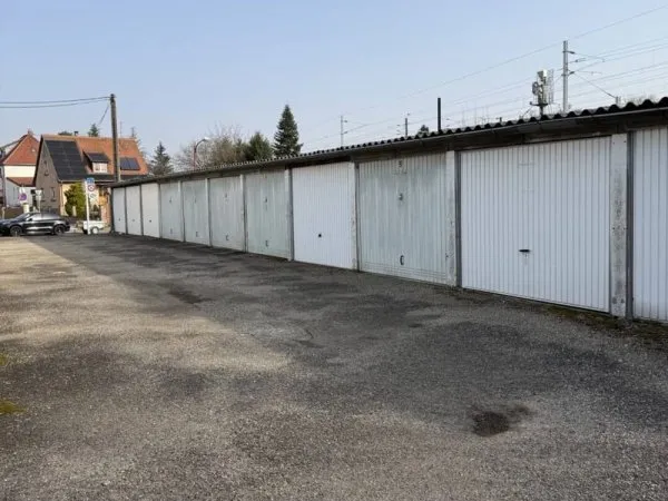 Parking 14 m²