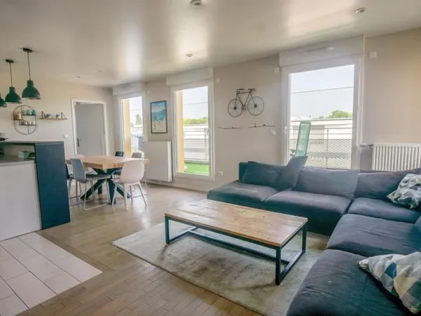 MAGNIFIQUE T5 AVEC TERRASSE !!!