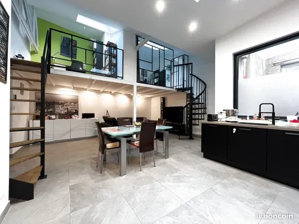 Loft 6 pièces 98 m²