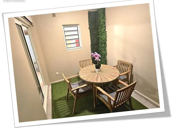 Studio meublé de standing avec terrasse & parking sécurisé - Saint-Denis Ouest ✨