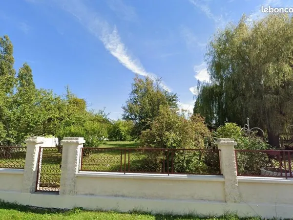 Terrain 1102 m² Montaulin