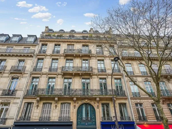 Bureau 277 m²