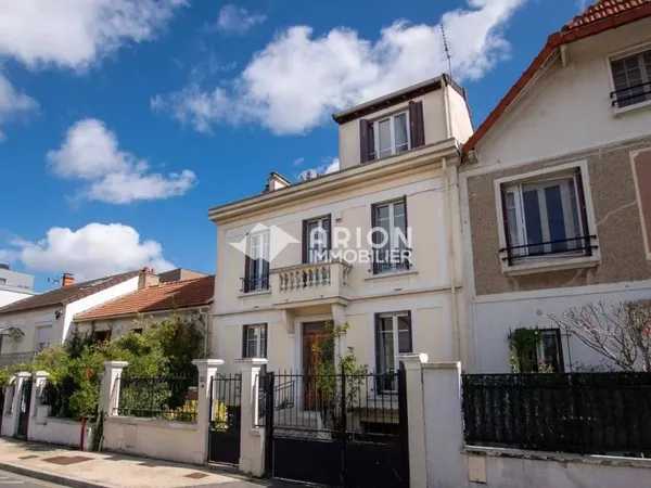 Maison de luxe 9 pièces 112 m²